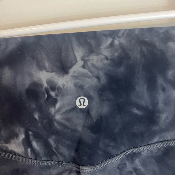 lululemon Align space dye biker Short size 4 - Picture 12 of 16
